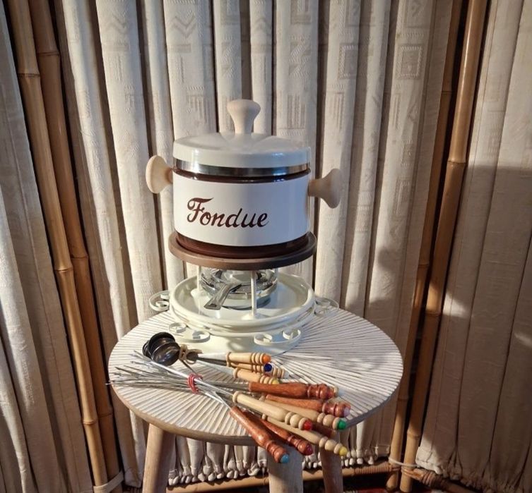 Set fondue de colecție.