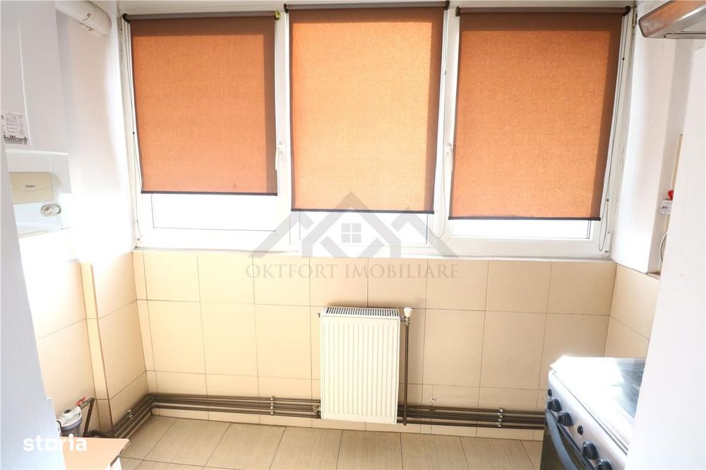 Apartament 2 camere , centrala proprie , Complexul Studentesc