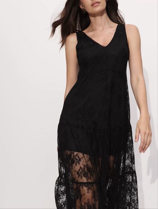 Платье с гипюром кружевное