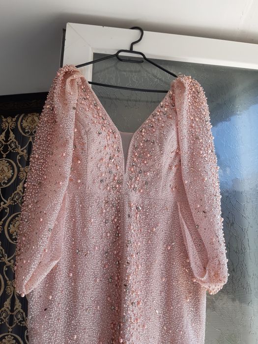 Rochie de vânzare