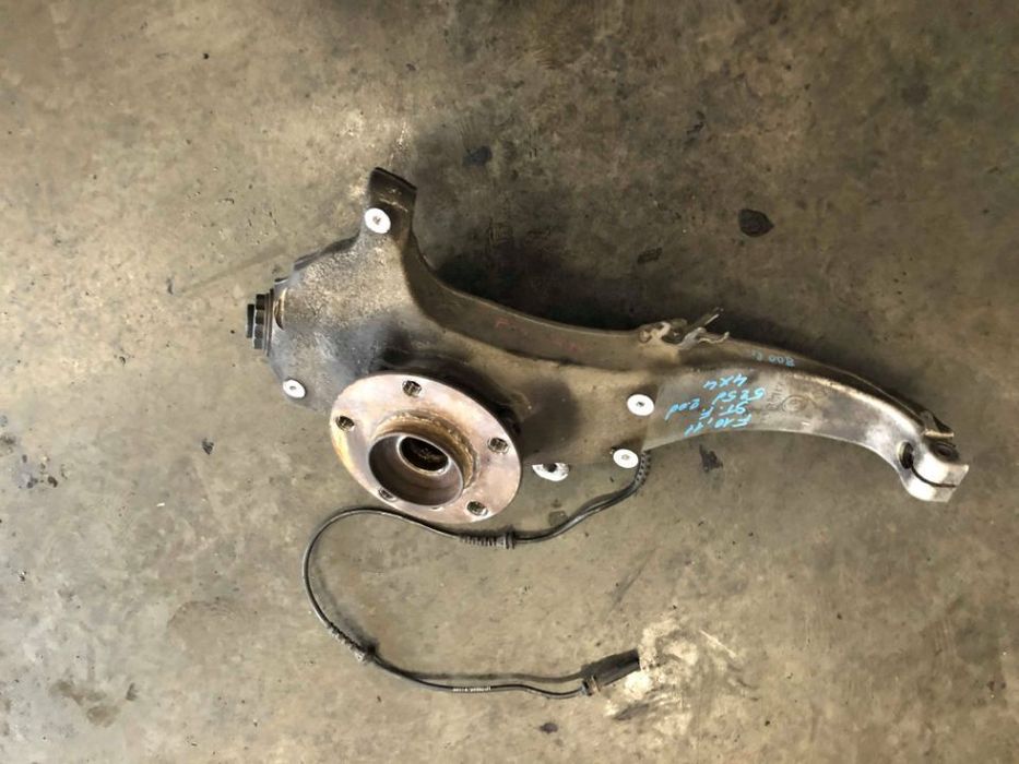 Fuzeta stanga fata 2.0 d bmw seria 5 f11 f10 525 d 4x4