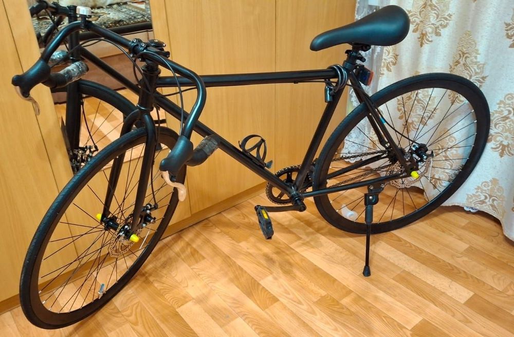 СРОЧНО Городской велосипед с дисковыми тормозами