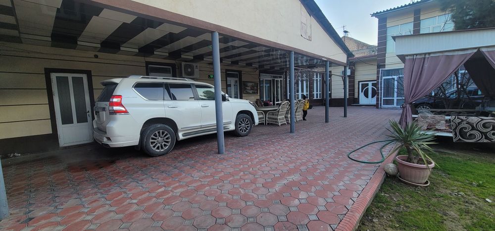 Продаётся большой дом 10соток в центре Ивлева