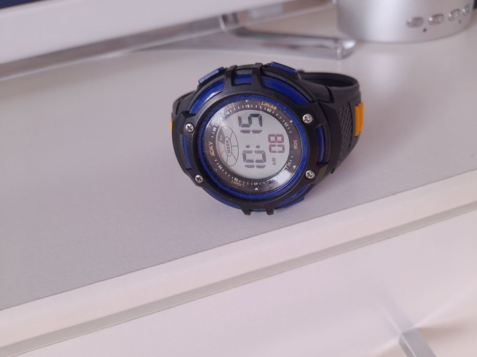 Vand ceas sport cronograf,Water rezistent,curea silicon,ecran generos