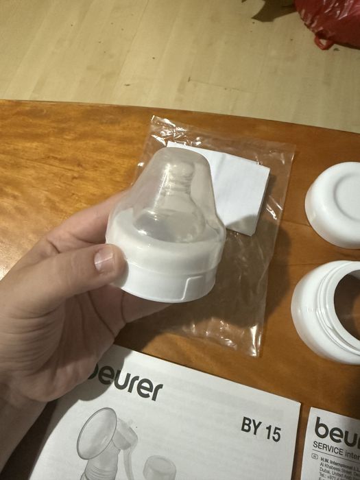 Pompa manuala de san