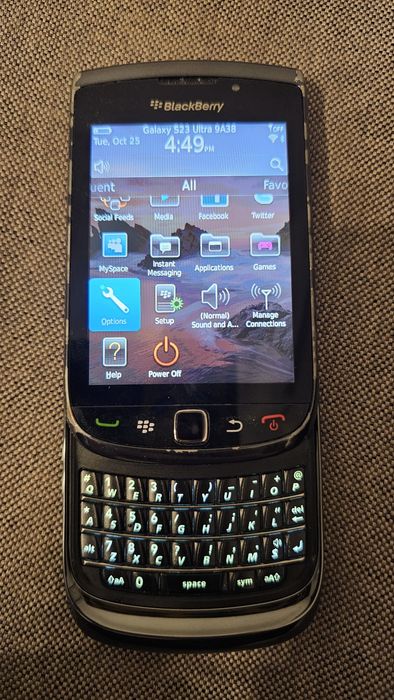 Blackberry 9800 functional