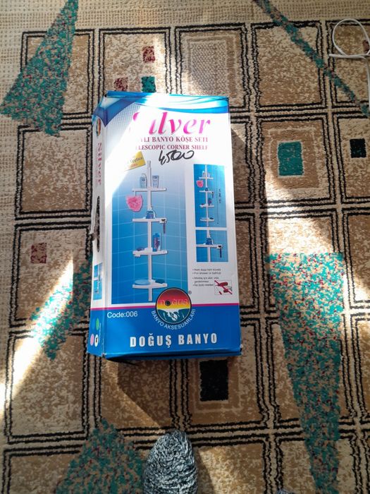 Угловая полка для ванны