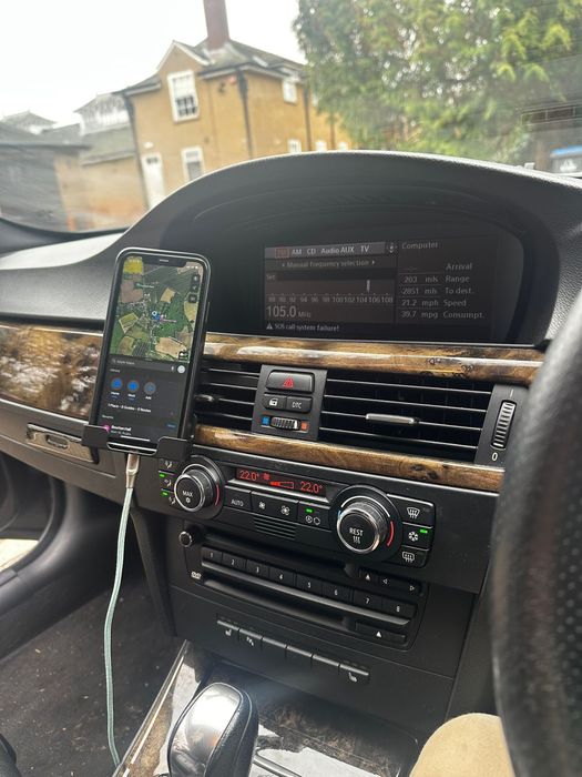 BMW Phone holder - стойка за телефон