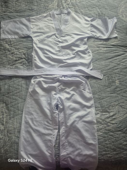 Продам новую форму для каратэ