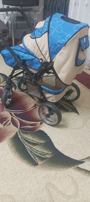 Kolyaska sotiladi xolati yangi narxini kelishtirb beramz