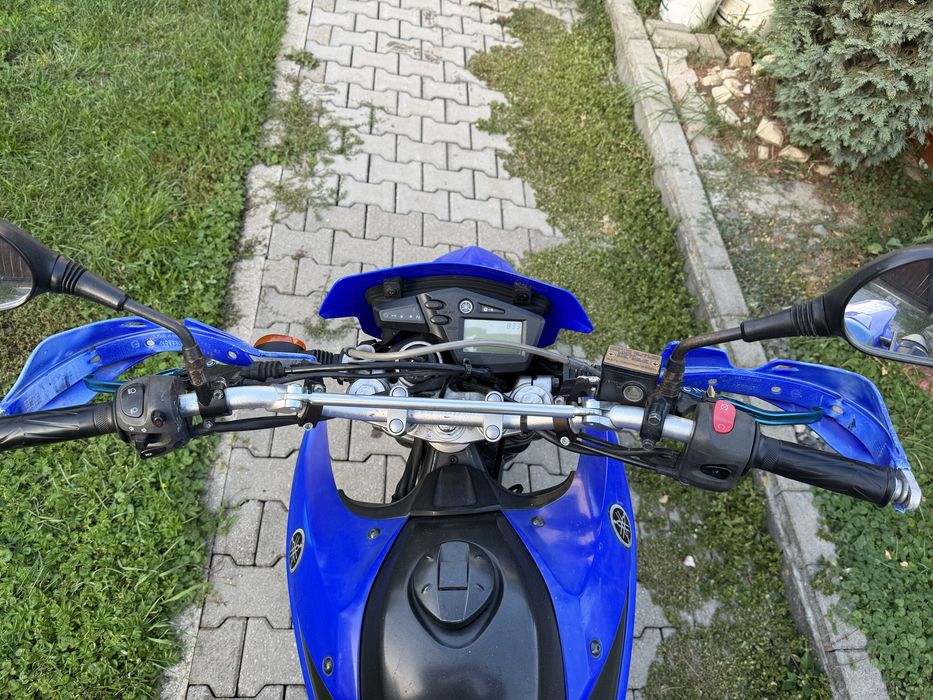 Yamaha XT660 X (Nu honda/kawasaki/benelli/cfmoto/ktm)