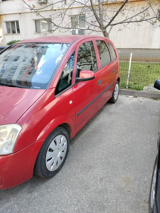 Vând Opel Meriva an 2004