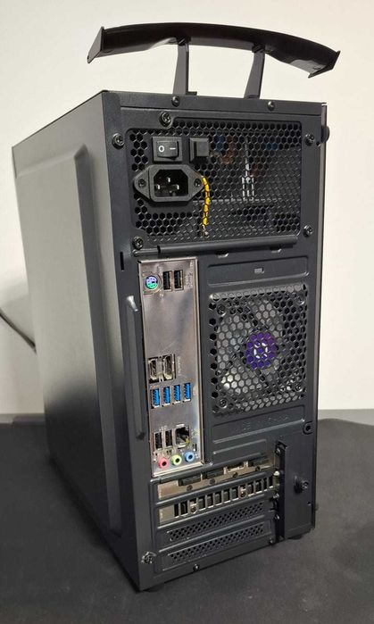 PC Gaming Ryzen 5 4500 • RX 6600 8GB • 16GB RAM  • 1080p Ultra