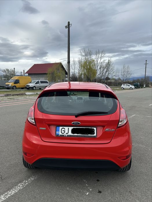 Ford fiesta impecabil