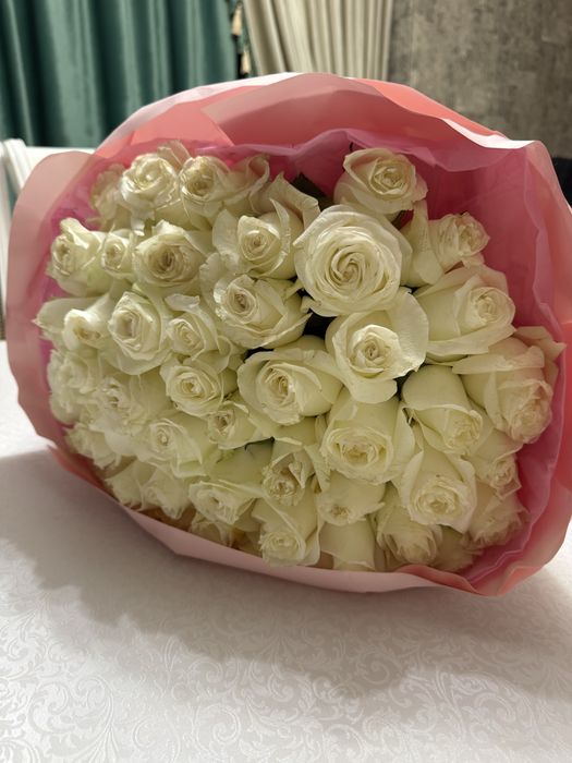 букет белые розы 51 штук