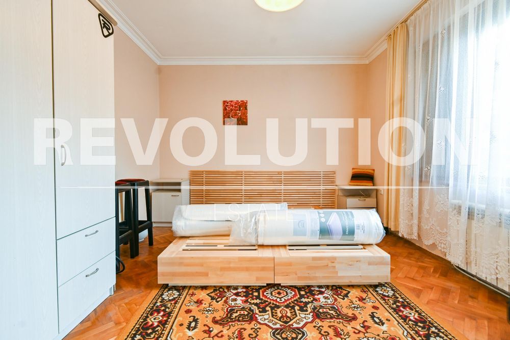 Дава се под наем Тристаен апартамент в София, Лозенец - 120 кв.м за 900 € - Снимка #10