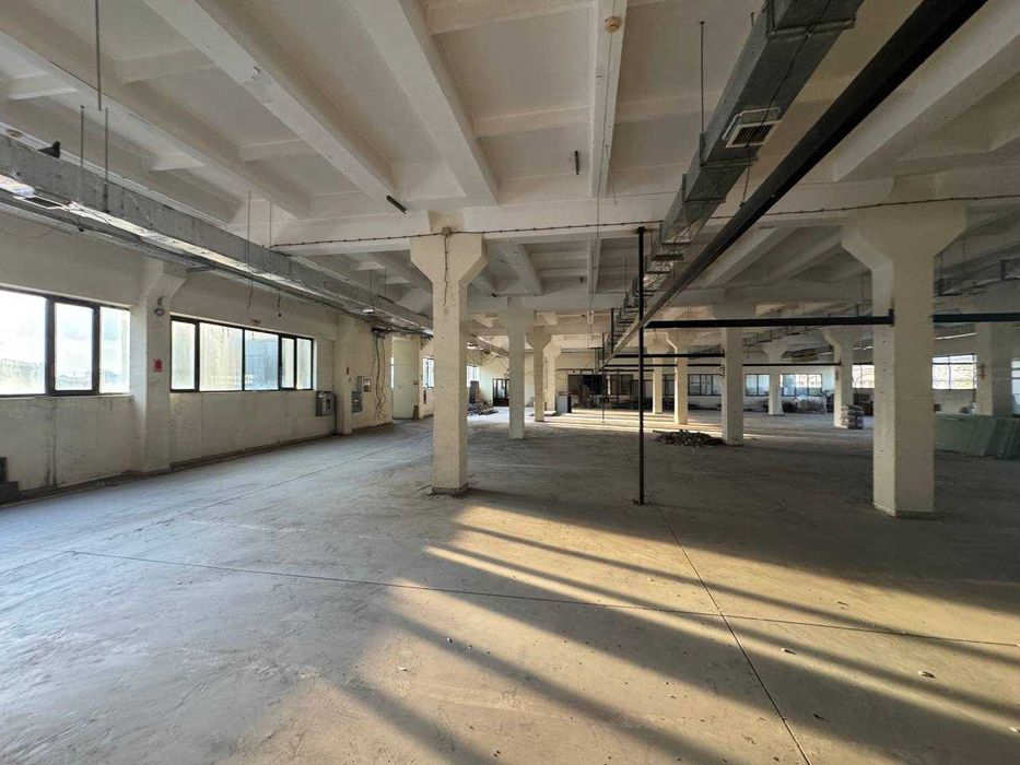 Аренда  ОФИС   Гостиница Россия  1.850м2