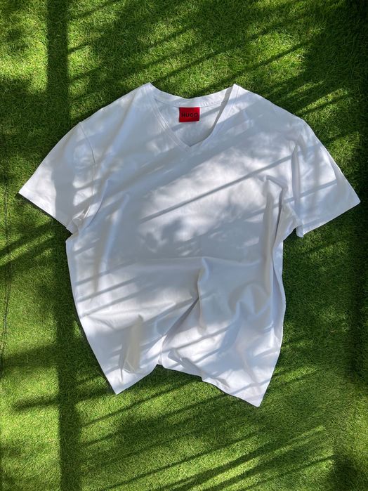 Мъжка блузка с къс ръкав : HUGO BOSS V-Neck T-Shirt in Strech Cotton XXL