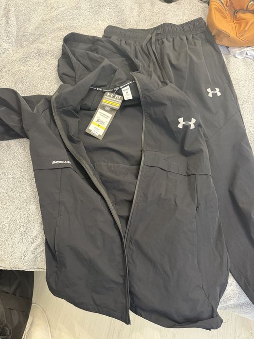 Echipament sport under armour
