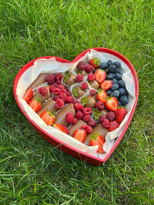 Qulupnayli shokoladlar 8mart