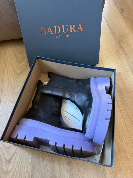 Дамски боти Badura