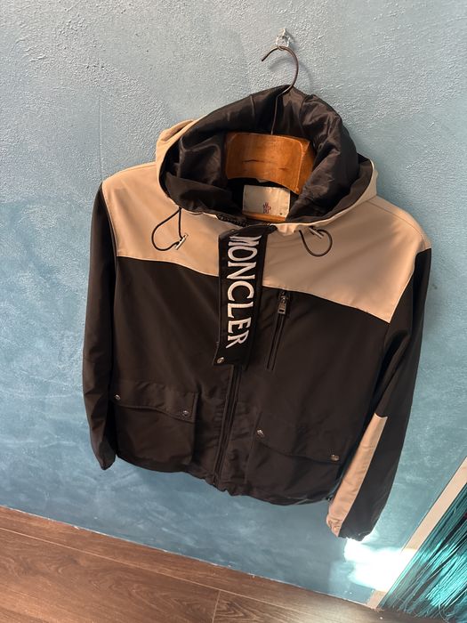 Geaca Moncler fas noua