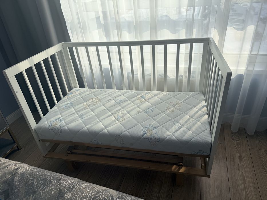 Детская  кроватка