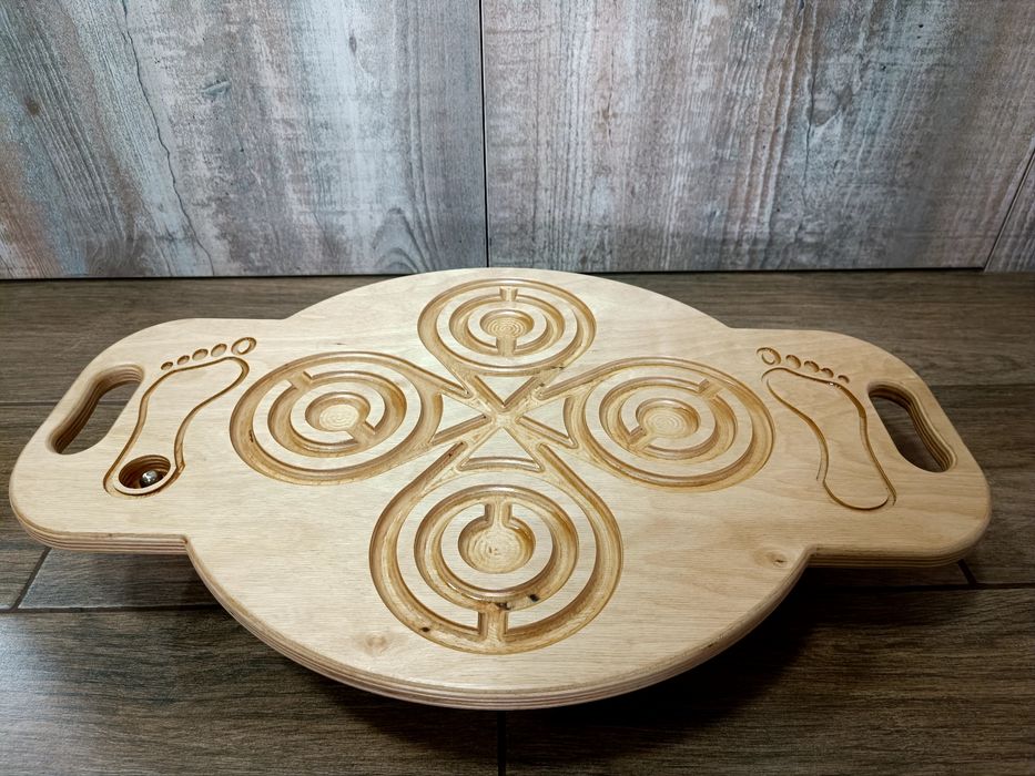 балансировочная доска (балансир) с лабиринтом