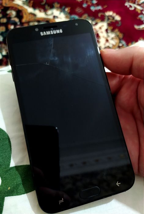 Samsunglar sotaman, J6 va J4 32 xotirasi