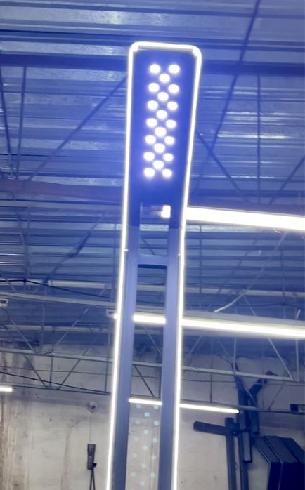 Столб фонарный для освещения улиц