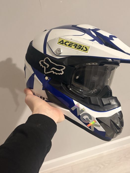 Продажа мото шлема fox