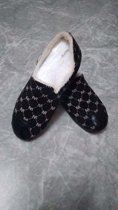 Qishki oyoq kiyim Yangi