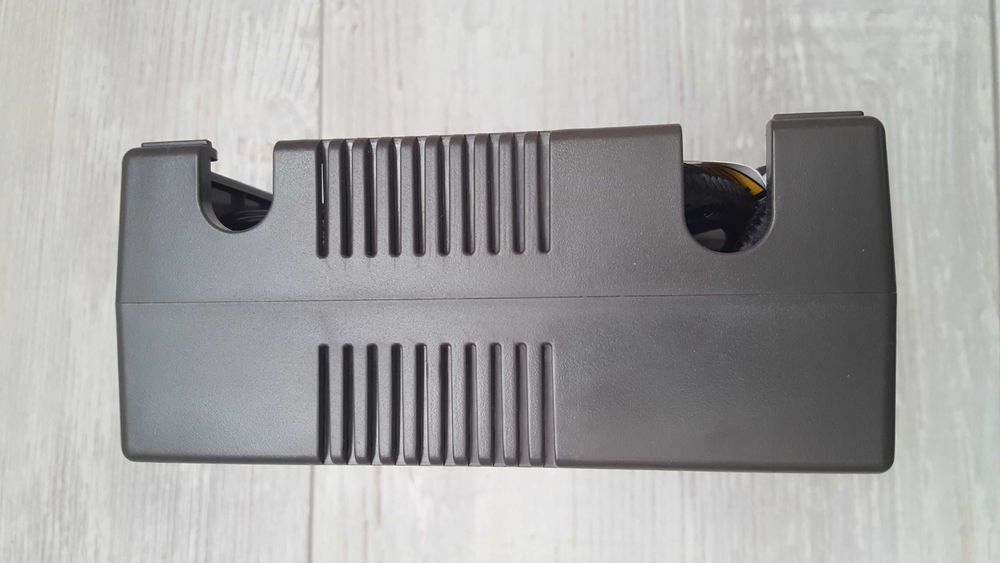 Нов PSA Peugeot-Citroen компресор за гуми 12V-10А-120W