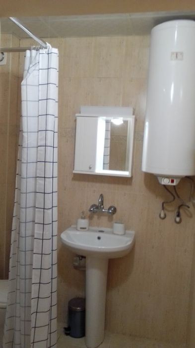 Дава се под наем Двустаен апартамент в Варна, Младост 1 - 50 кв.м за 459 € - Снимка #4