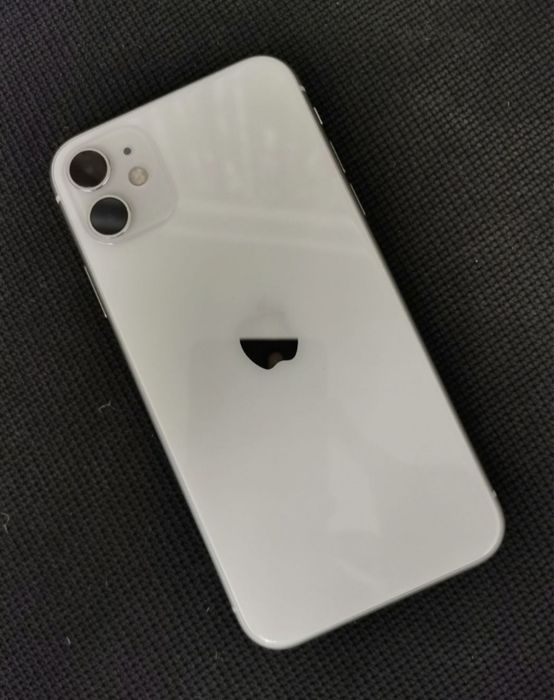 Iphone 11 128гб .