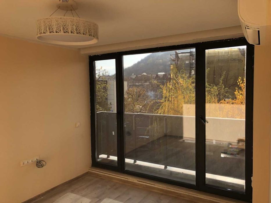 Продава се Двустаен апартамент в Пловдив, Младежки Хълм - 50 кв.м за 1860 €/кв.м - Снимка #2