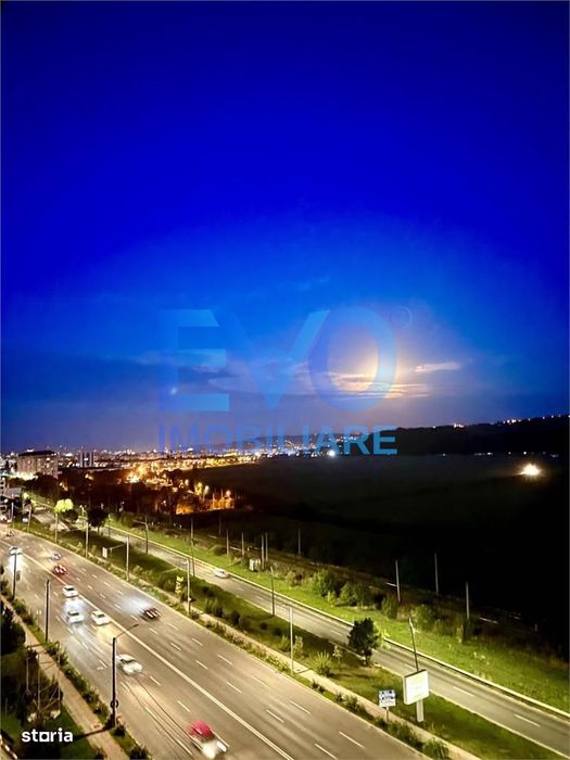 Apartament 5 camere, tip duplex, 2 locuri de parcare, 2 bai, Pacurari