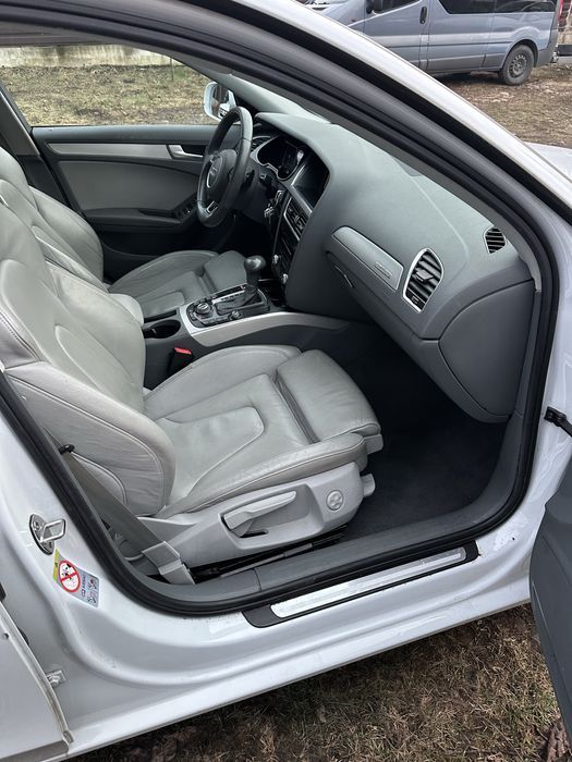 Audi a4 b8  fab.2012 3.0 quattro