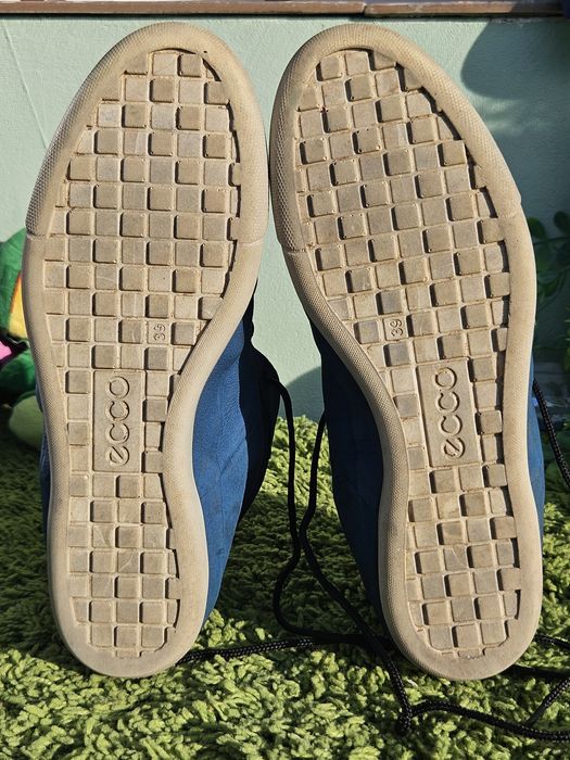 Ecco обувки от кожа в синьо N39