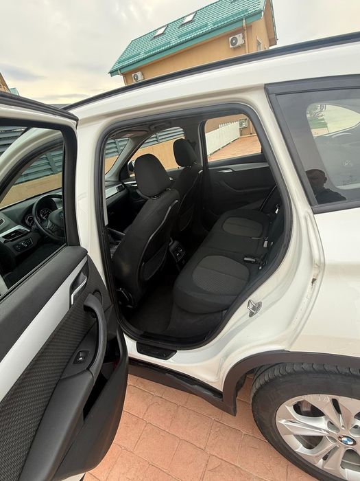 BMW X1 Facelift X Drive plug în hibryd