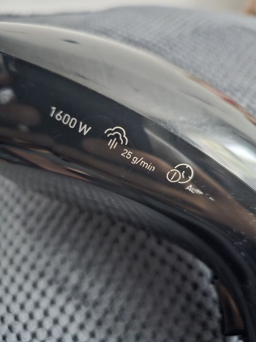 Aparat de calcat vertical beko 1600 w stm4116B in stare perfecta