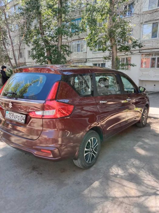 Автомобиль сузуки