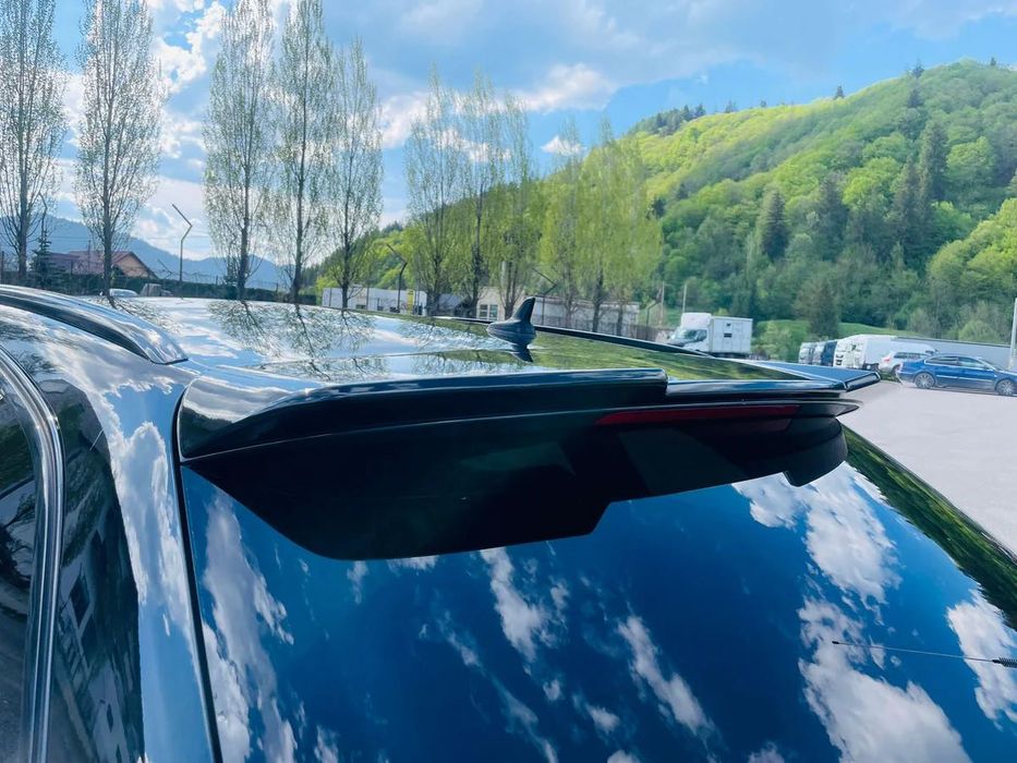 Eleron haion M4 Style compatibil cu Audi A6 C7 Avant (2010-2018) negru lucios