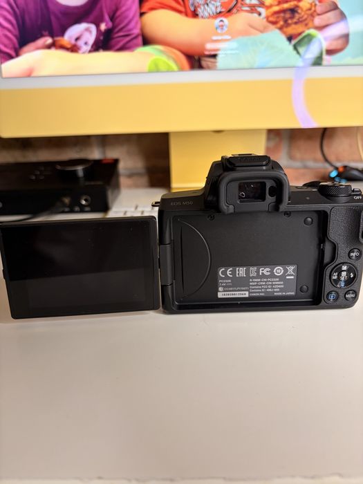 Canon EOS M 50 .
