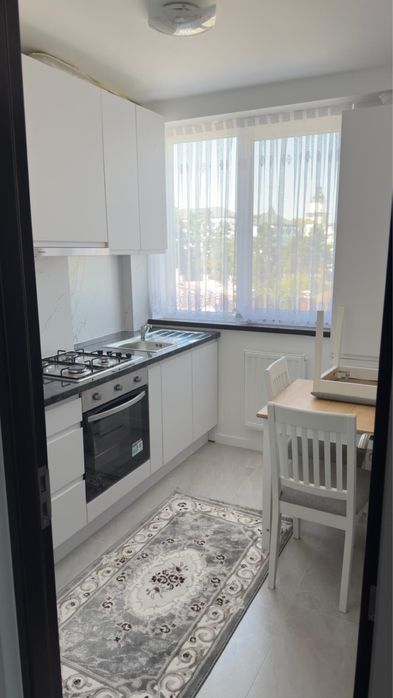 Apartament de 2 camere de inchiriat Centru