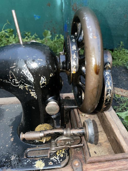 Продам Швейную машинку Singer!