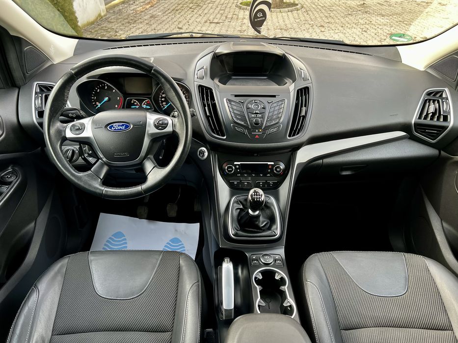 Ford Kuga - 4x4 - manual - Garantie 12 luni