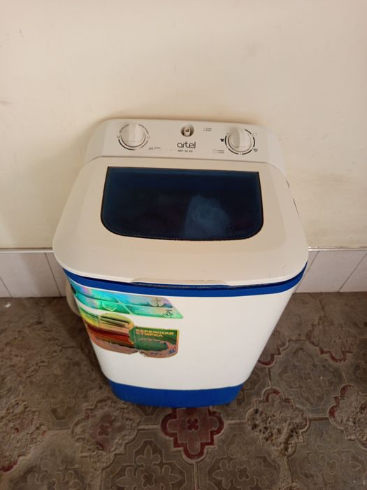 Стиральная машина сотилади