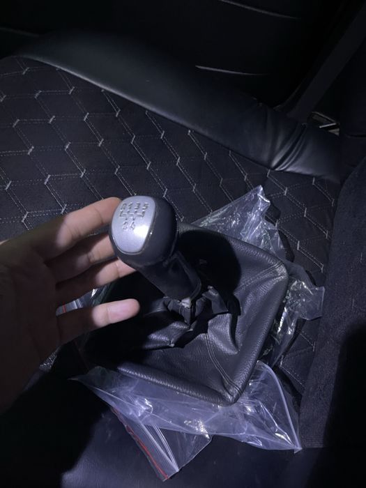 Продам ручку КПП приора 1