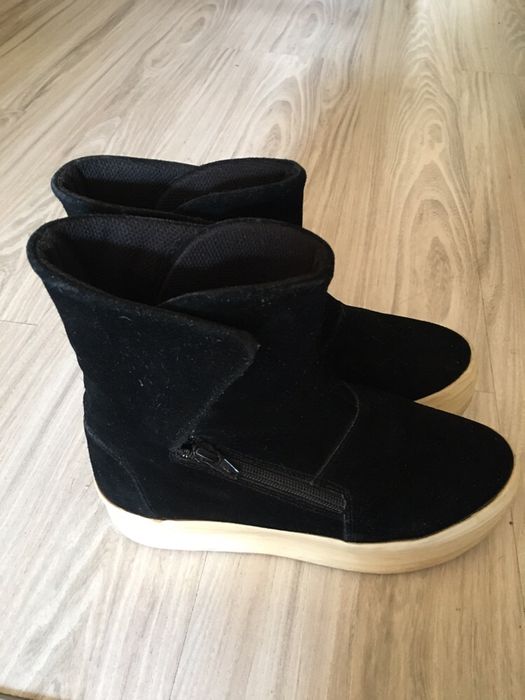 Baldinini/Converse/Jeffrey Campbell